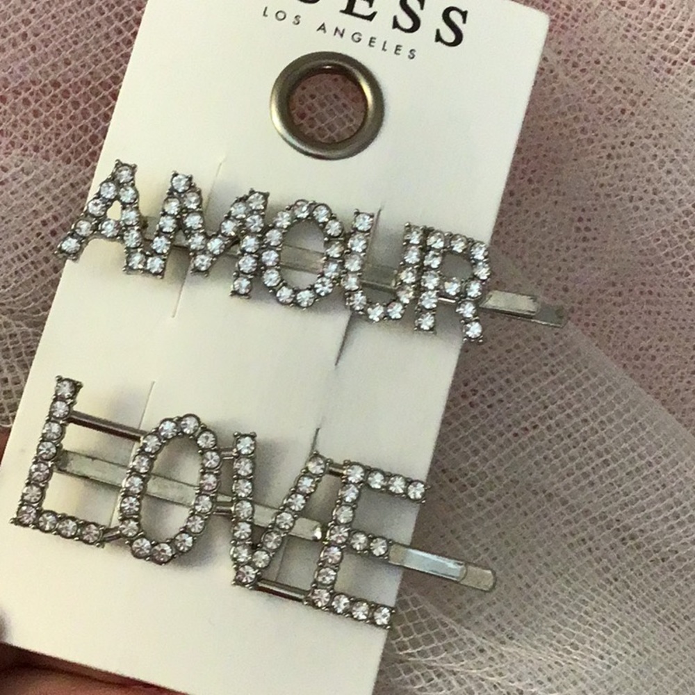 DIAMOND LOVE HAIR PINS CLIPS NWT GUESS
